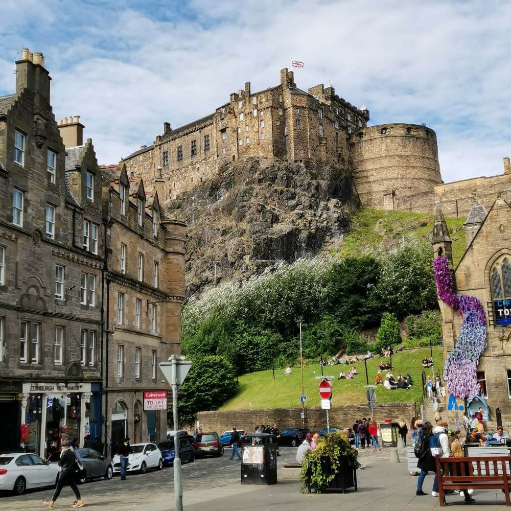 Edinburgh Castle, best edinburgh walking tours