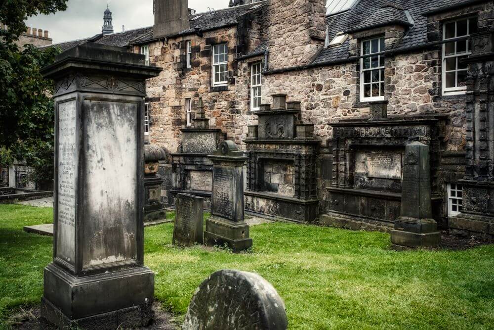 edinburgh underground ghost tour
